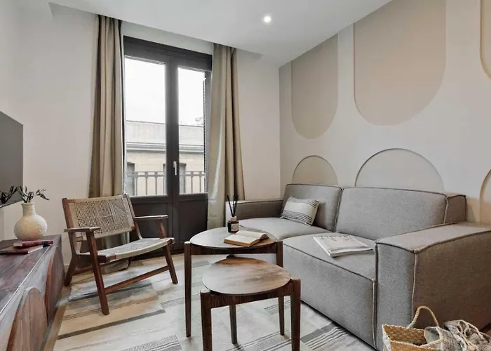 Luxury 2br Born Area *