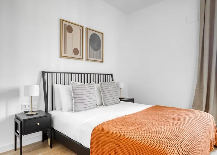 Luxury 2br Born Area