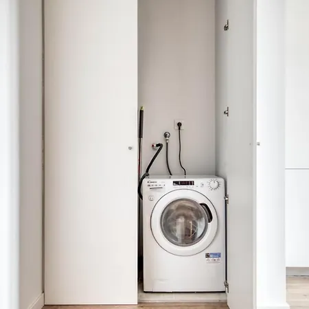 Apartment Luxury 2br Born Area *