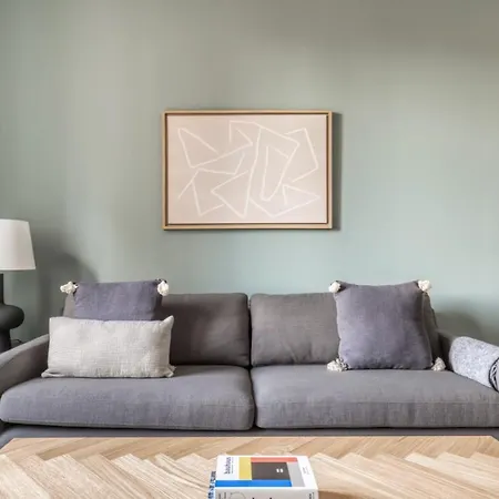 Apartment Luxury 2br Born Area